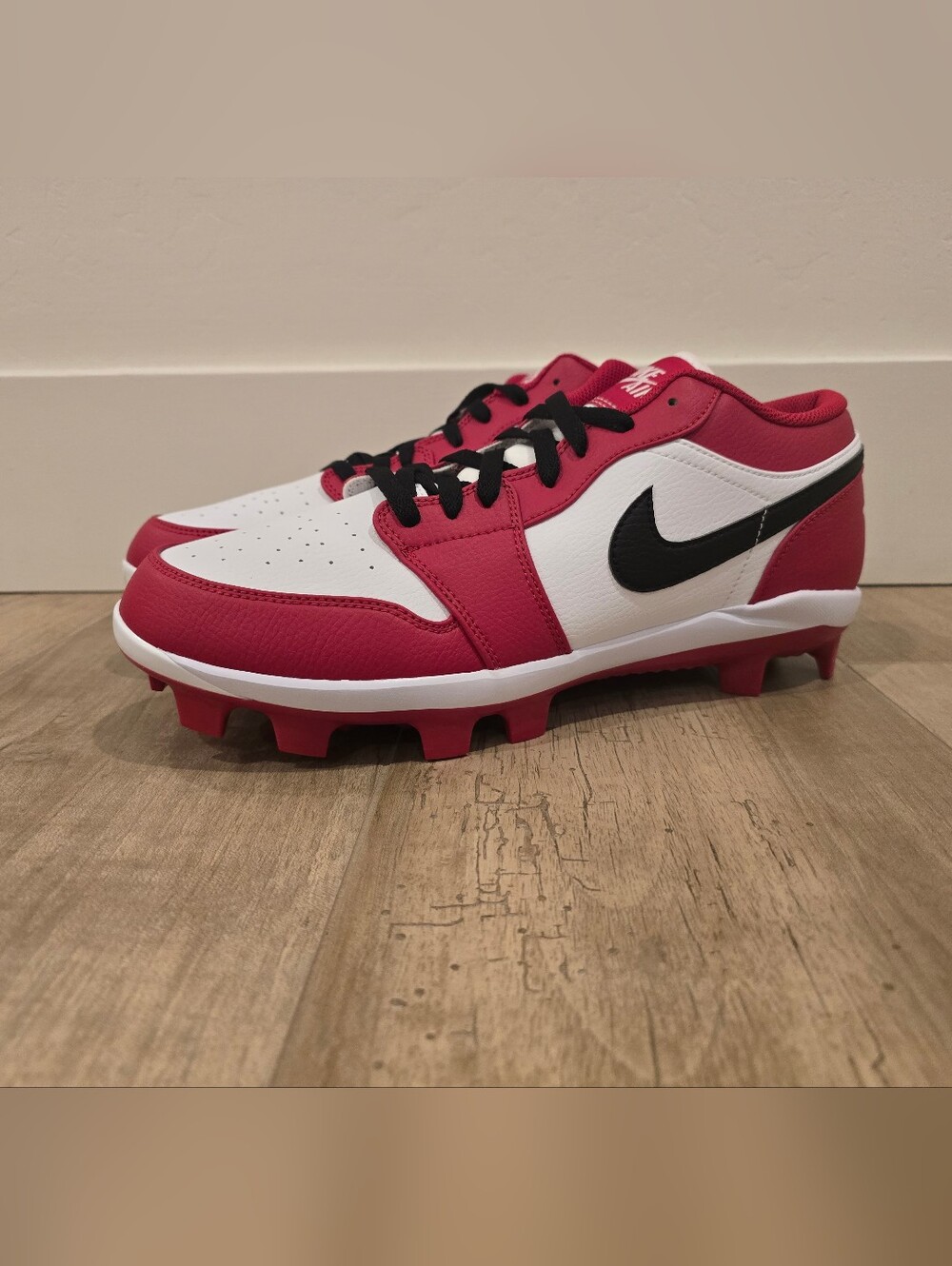 JORDAN RETRO 1 LOW MCS CHICAGO BASEBALL CLEATS MENS